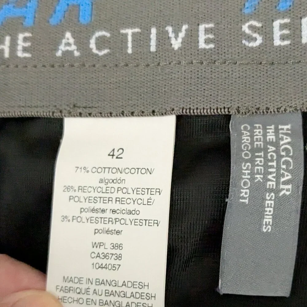 HAGGAR Active Series, Dark Gray Free Trek Cargo Shorts; Size 42